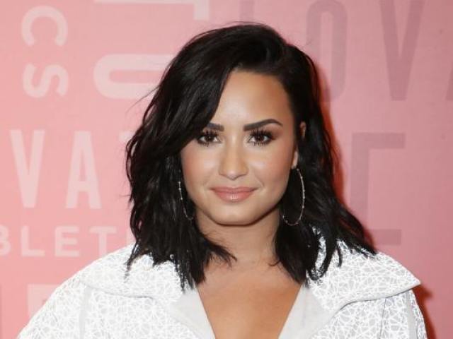 Demi