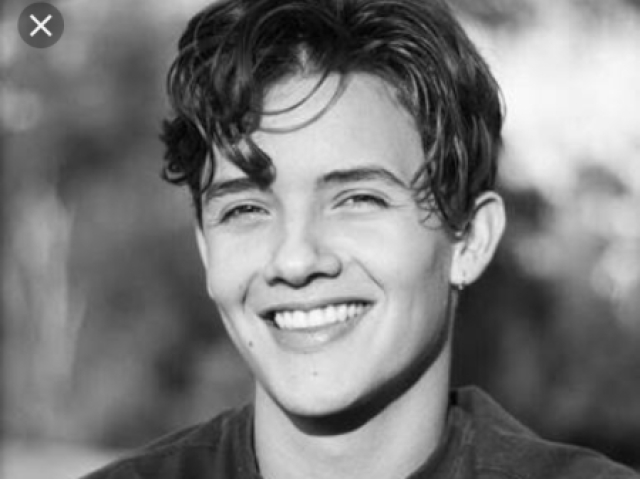 Noah Urrea