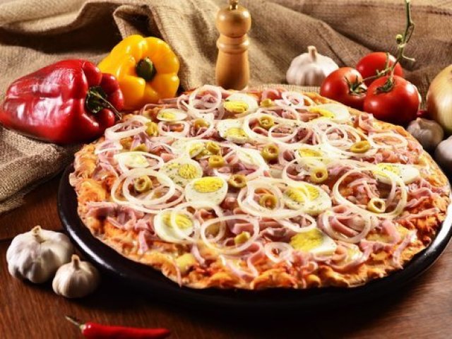 Pizza portuguesa