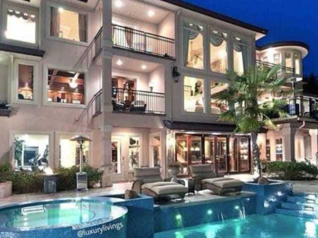 Luxuoso