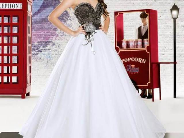 Vestido preto e branco