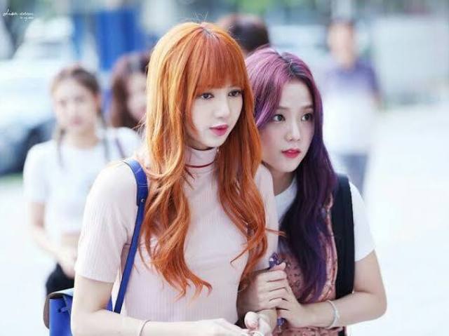 Jisoo e Lisa