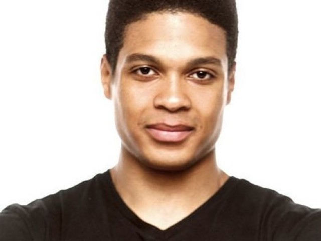 Ray Fisher, como Ciborgue