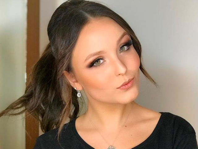Larissa Manoela
