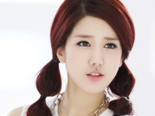 7. Jiwon (T-ara)