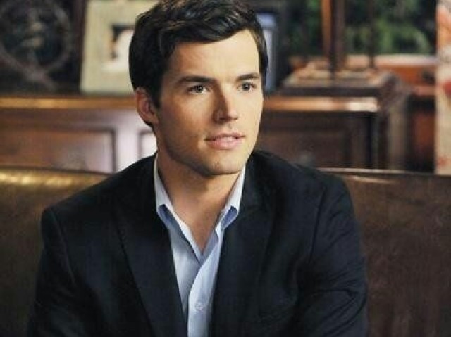 EZRA {PLL}