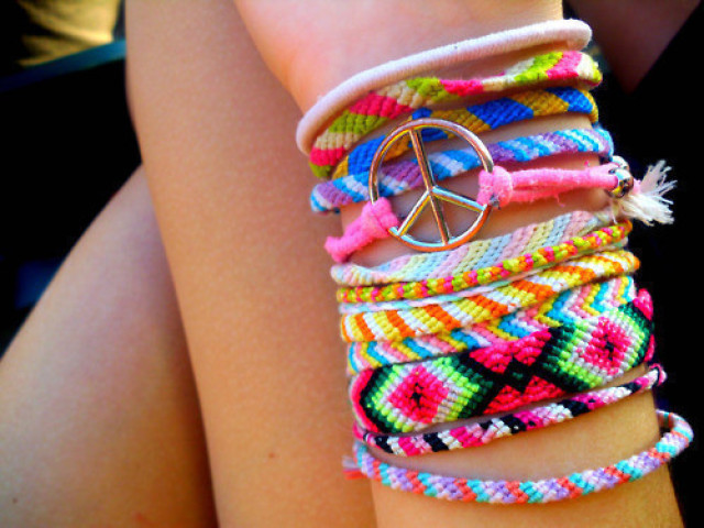 Pulseiras fofas.