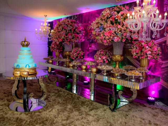 Festa luxuosa!