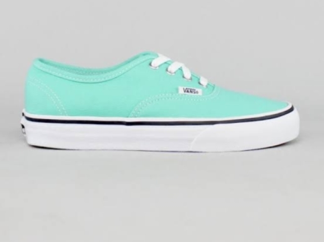 Vans verde.