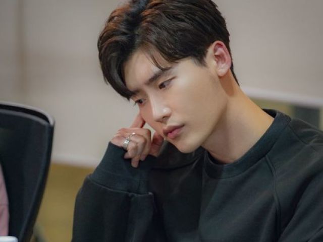 É. Unnie