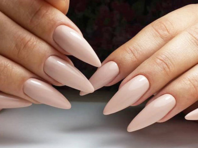 Stiletto (Pontuda)