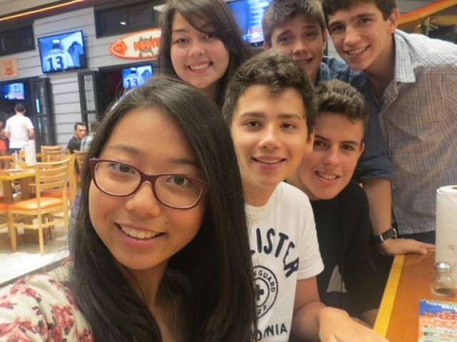 sair com os amigos