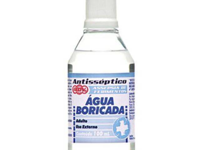 agua boricada