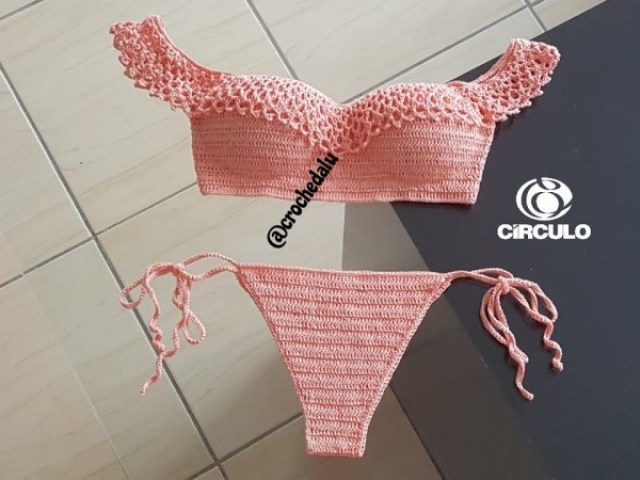 Biquíni de crochê rosa