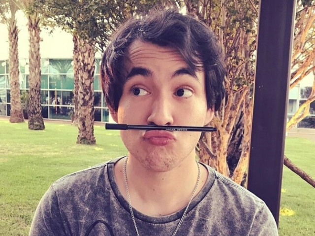 Você conhece o Gabriel Dearo?