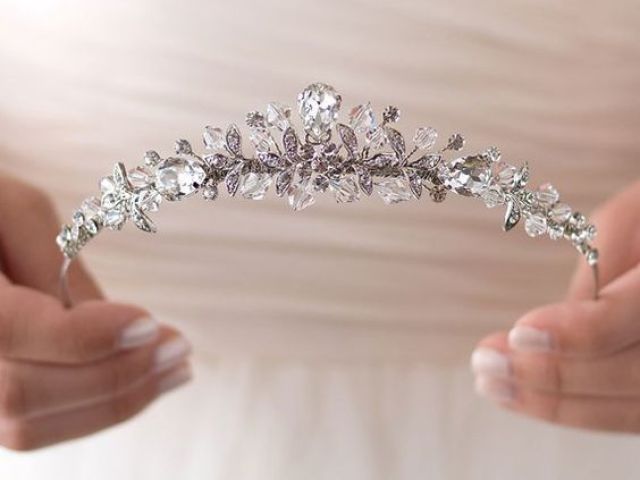 Tiara!