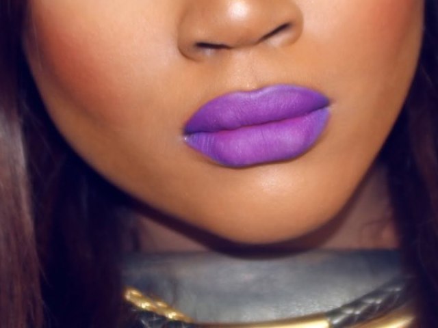 Batom Roxo