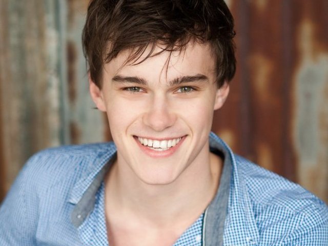 Mitchell Hope