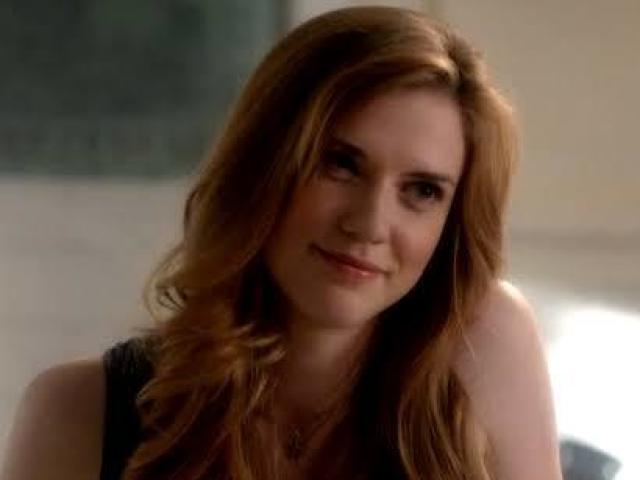 6. Jenna Sommers (Sara Canning)