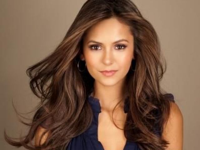 Elena Gilbert (Nina Dobrev)