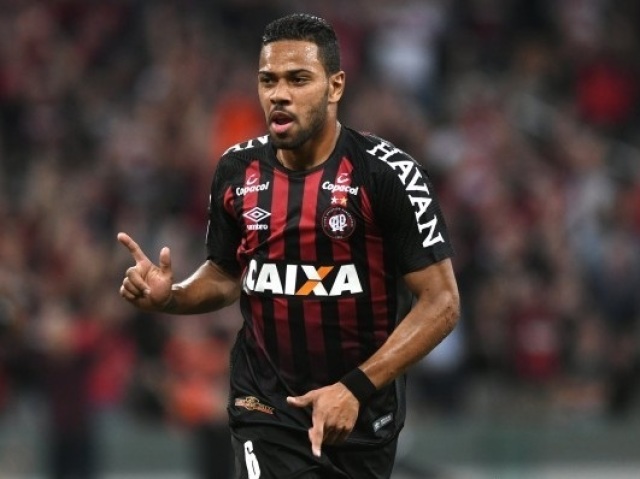 Renan Lodi