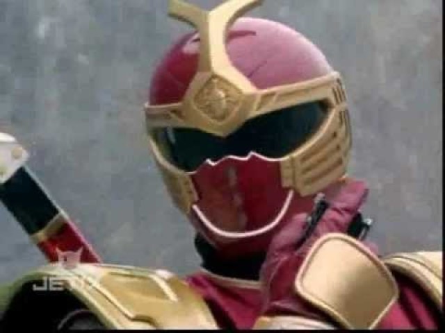 Power Ranger rubro