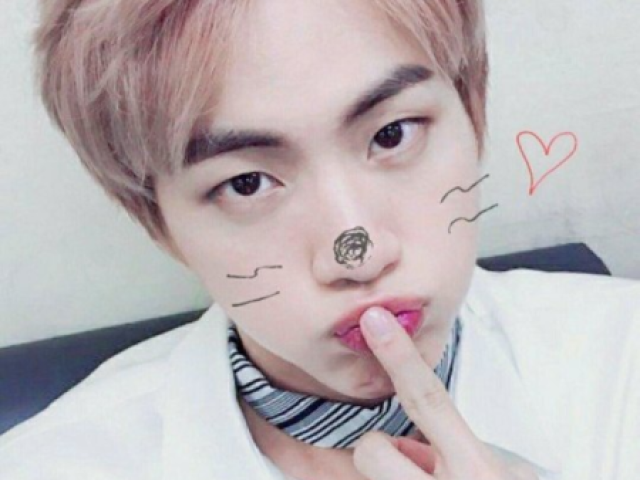 Jin. A melhor omma 😂❤️