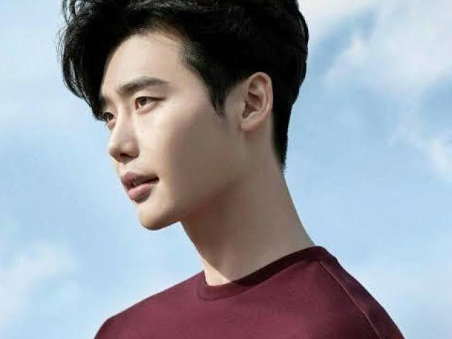 Lee jong suk