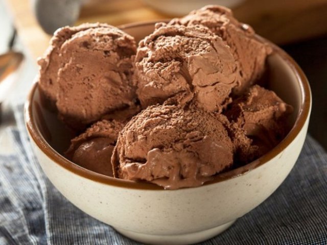 Sorvete de chocolate