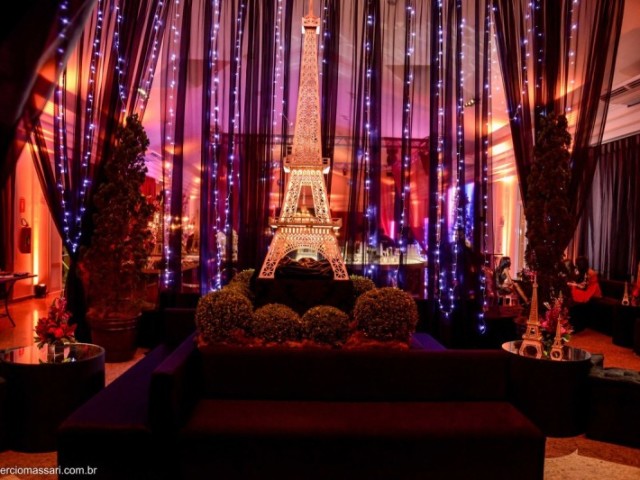 Festa em Paris