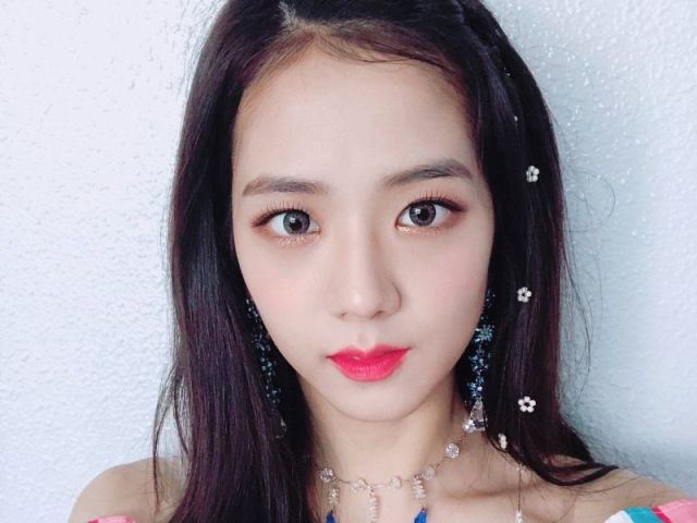 Jisoo (te amuh muito se for ela)