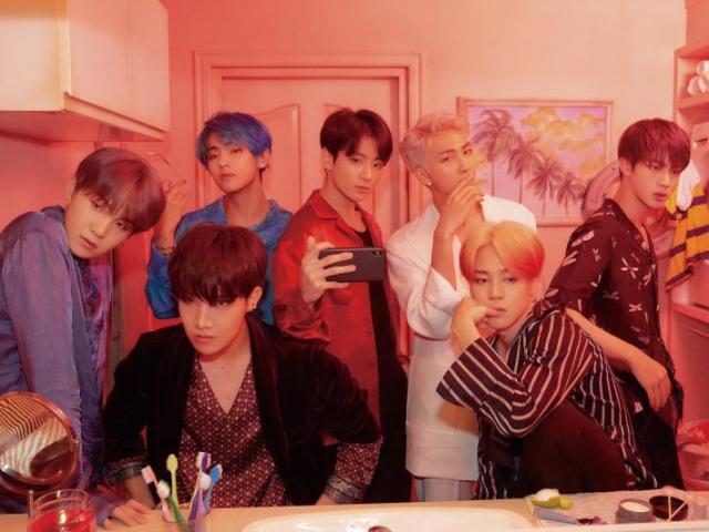 BTS RPG: Com quem seria seu primeiro beijo?