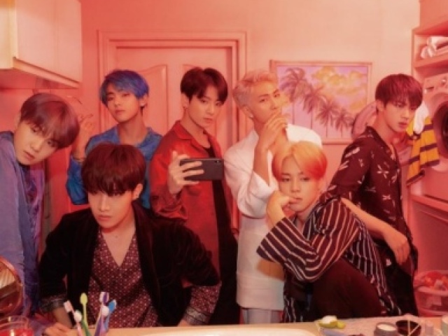 Qual integrante do BTS seria seu namorado? (RPG)