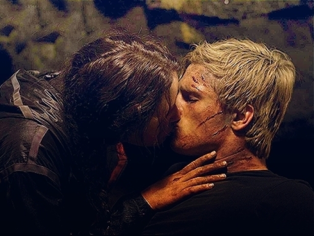 Jogos vorazes! Peeta e Katniss sz