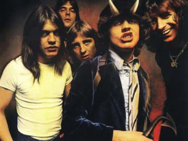 AC/DC