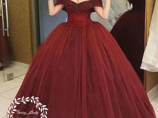 vermelho, que vestido