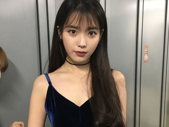 IU