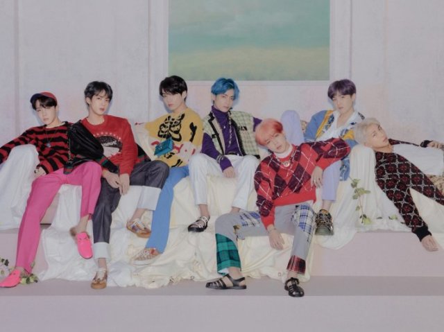 A qual MV essa cena pertence? (BTS)