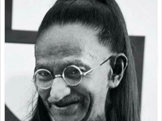 Ariana Ghandi