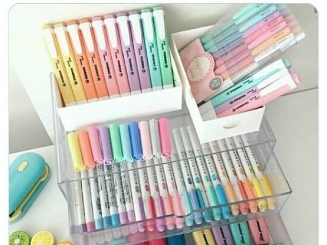 Material Tom Pastel