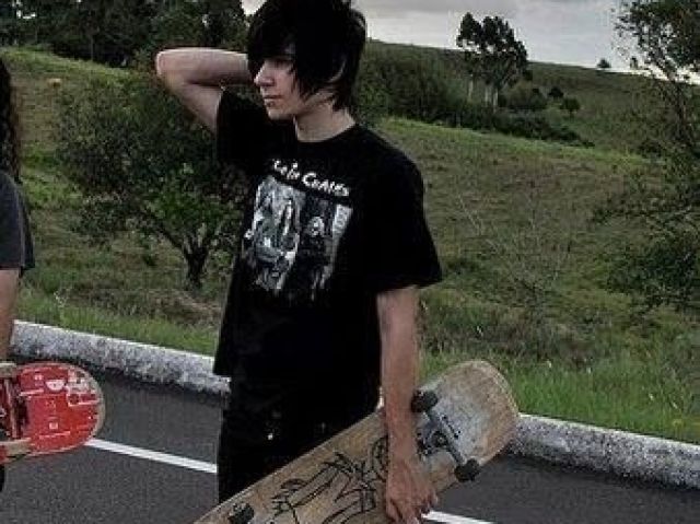 Emo Skatista