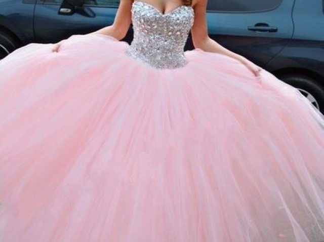 Como será o seu vestido de debutante?