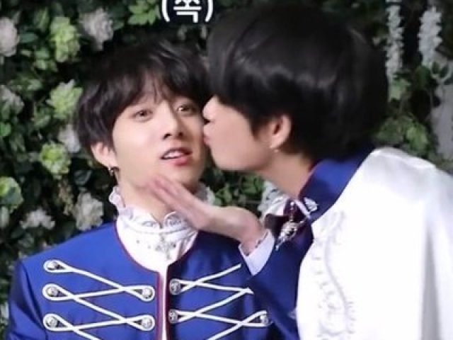 Vkook >:3