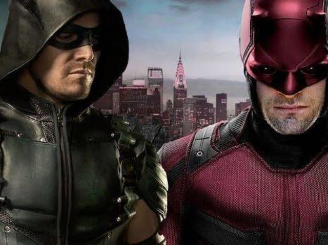 Arrow ou Demolidor?