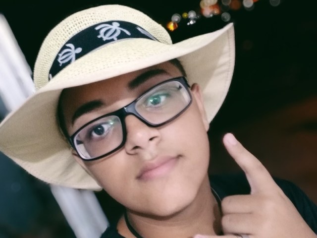 Feio e topem