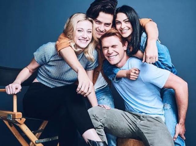 Qual personagem de Riverdale seria seu/sua namorado(a)?