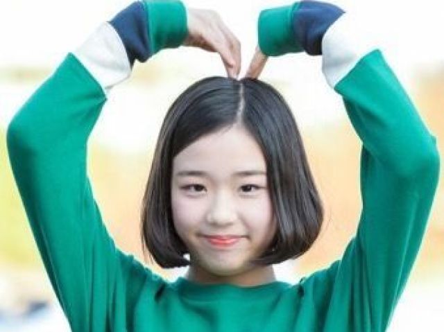 <3