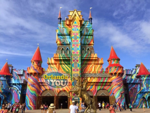 Beto Carrero World - Desafie seus medos e enfrente o Portal da Escuridão!  Uma atração interativa, que leva o público a conhecer seus próprios  limites. 󾌻 #sónobetocarrero