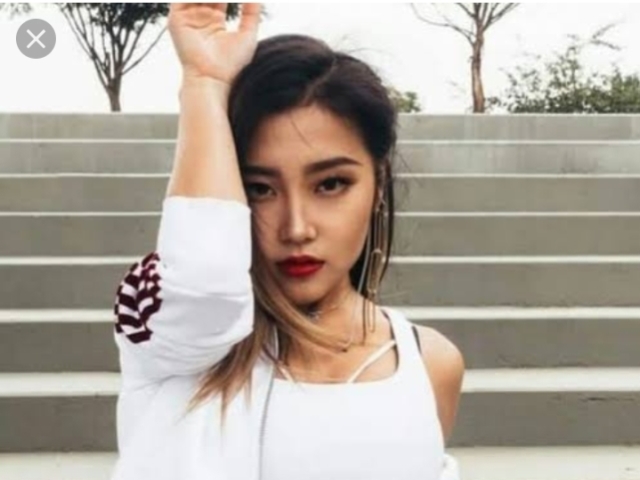 Heyoon🧡🧡❤❤💕💕