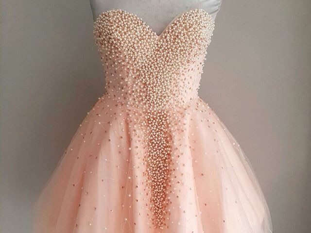 ROSE COM PEDRAS